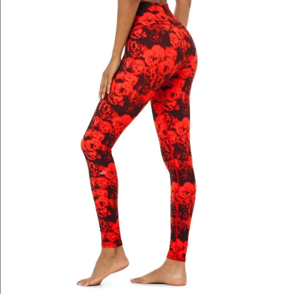 2 PIECE Alo Yoga VAPOR ROSES BRA & HIGH-WAIST ROSES LEGGING set in Cherry